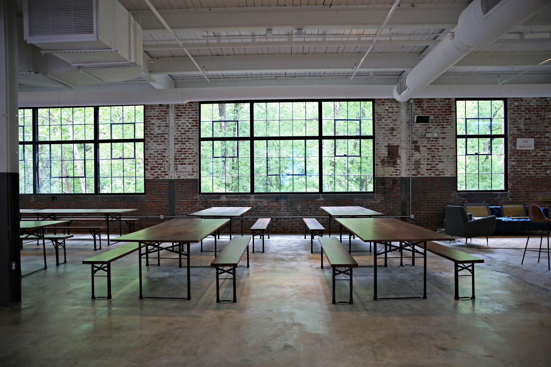 20200520_cdp_news_WOOLENMILLS_WILLOWTREE020.JPG